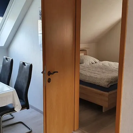 Klimatisierte Wohnung Kastanie Mit Balkon Lohne  Exterior photo